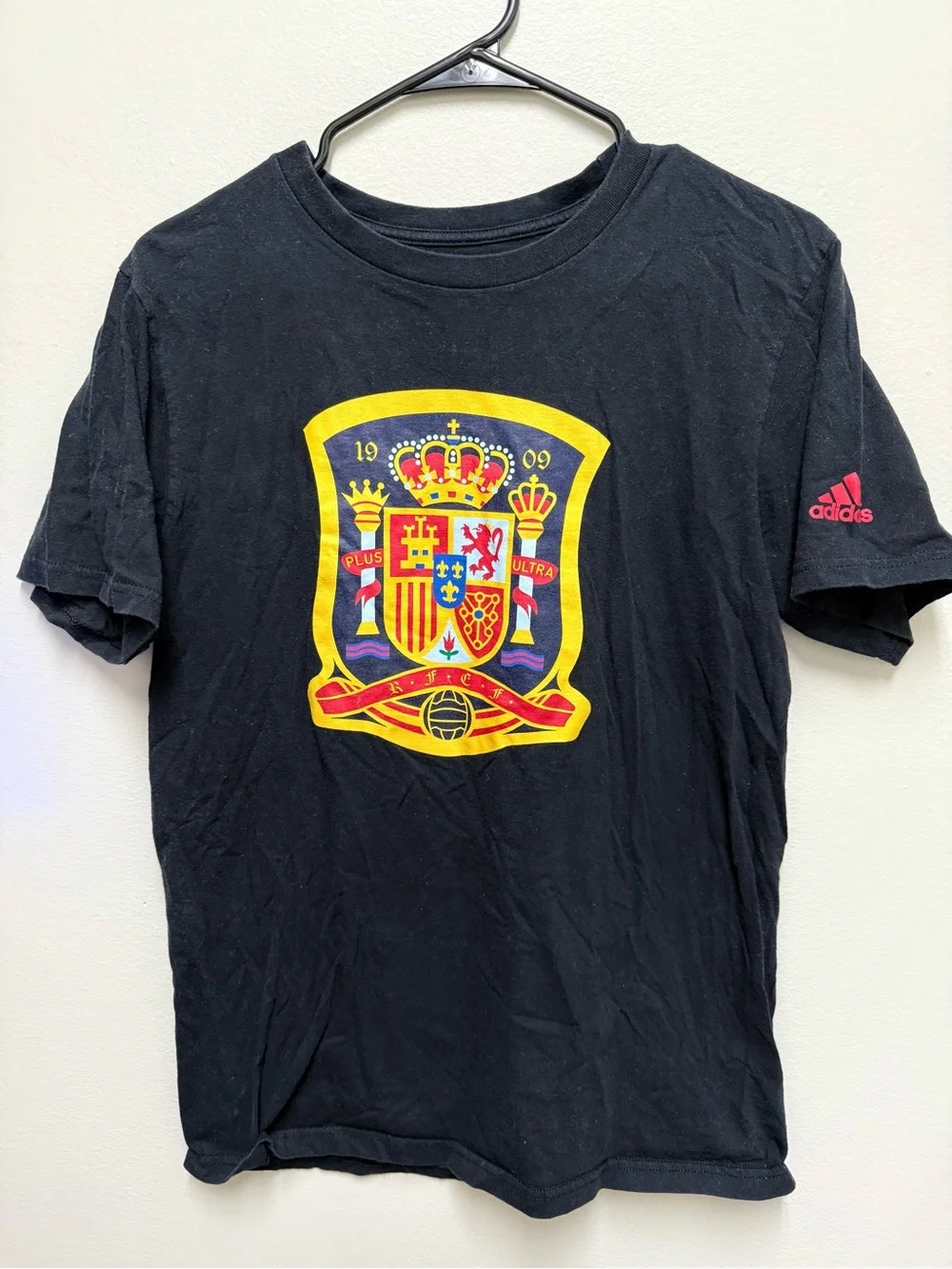 1909 RFEF Soccer Adidas Crown and Shield Men’s Black T-shirt Sz Medium